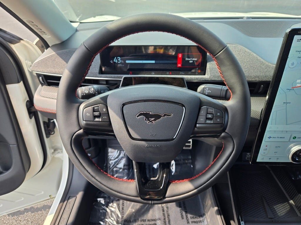 2025 Ford Mustang Mach-E Premium - Photo 33