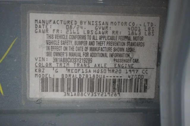 Used 2025  Nissan SV image 29