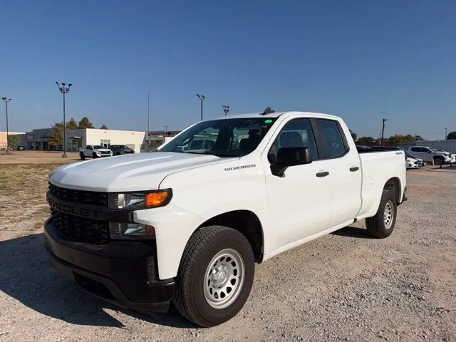Used 2020 White Chevrolet WT image 6