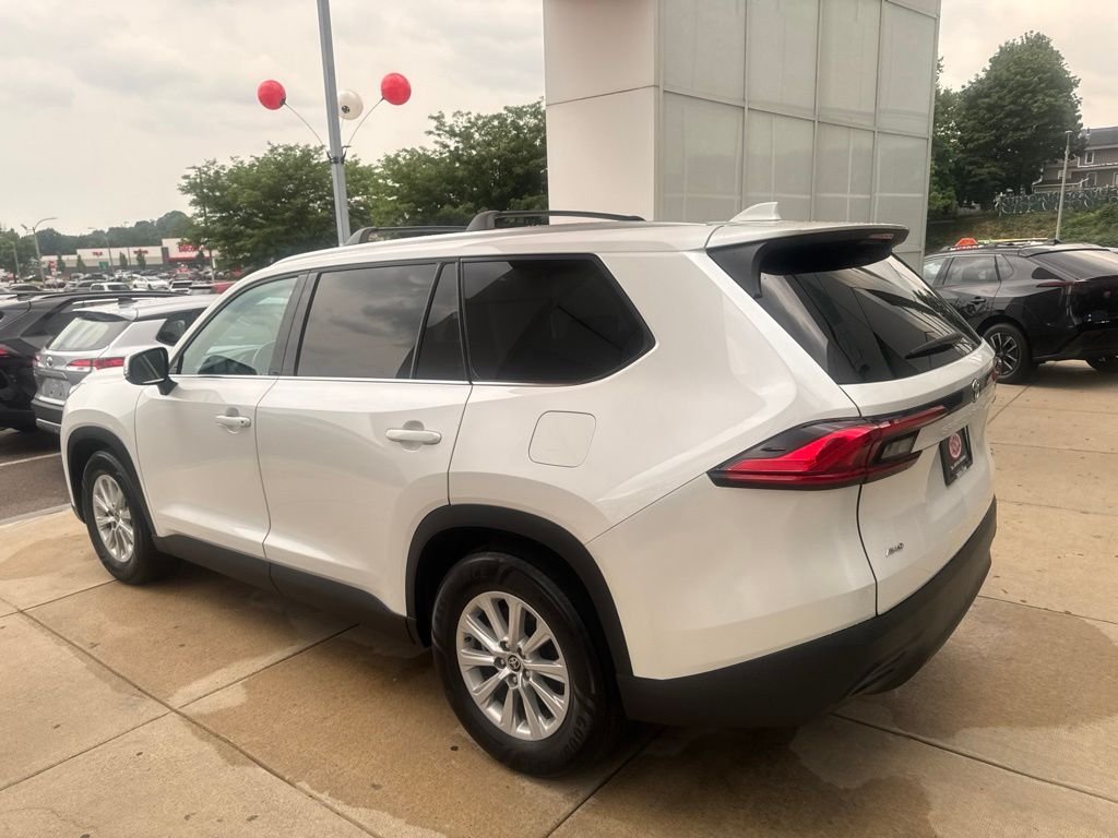 Used 2024 Beige Toyota XLE image 15