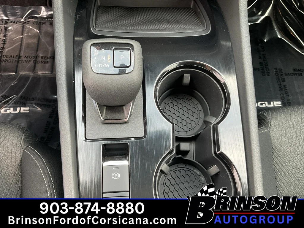 Used 2025 Everest White Pearl Nissan SV image 27