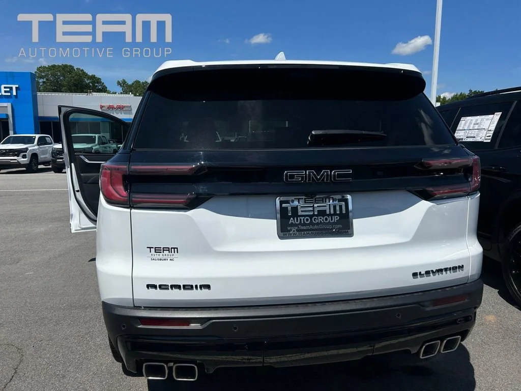 New 2026 Summit White GMC Elevation image 28