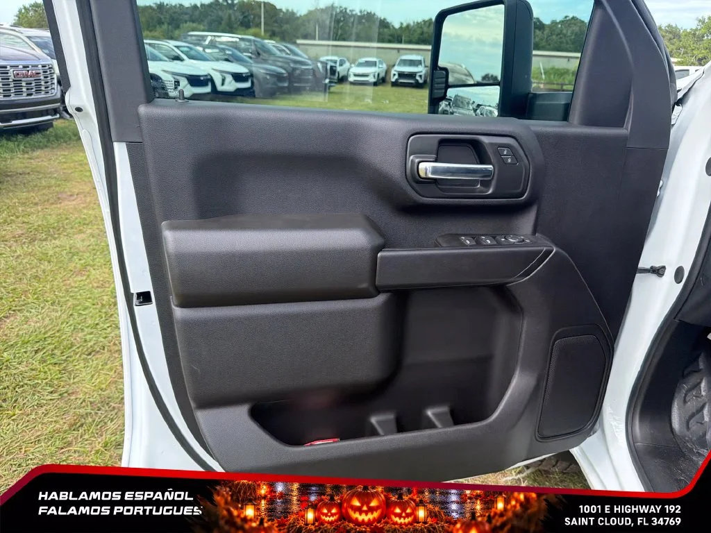 New 2026 Summit White GMC Pro image 12