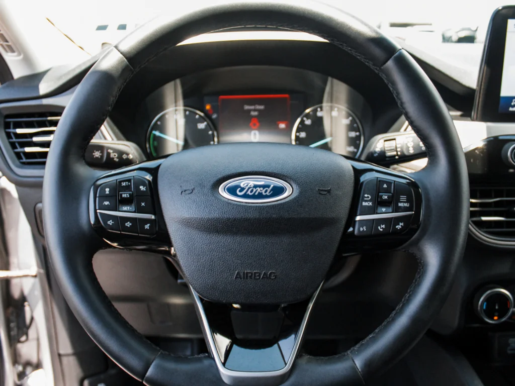 Used 2022 Iconic Silver Metallic Ford SEL Hybrid image 12