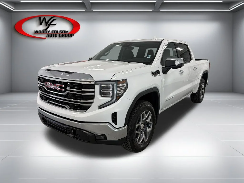 New 2026 Summit White GMC SLT image 3