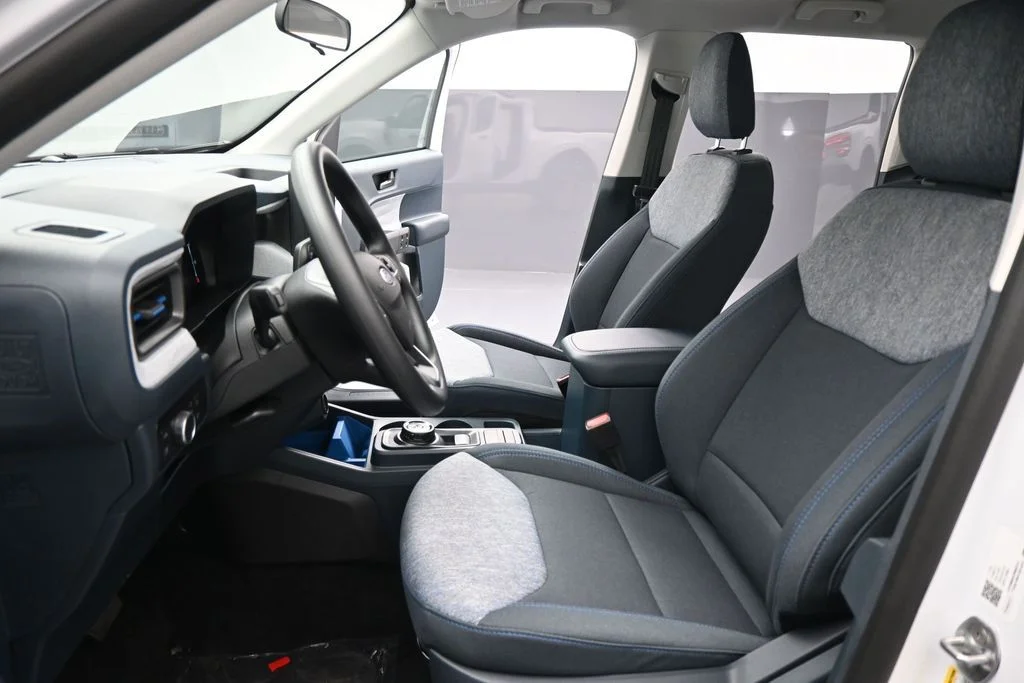 New 2026 Oxford White Ford XLT image 9