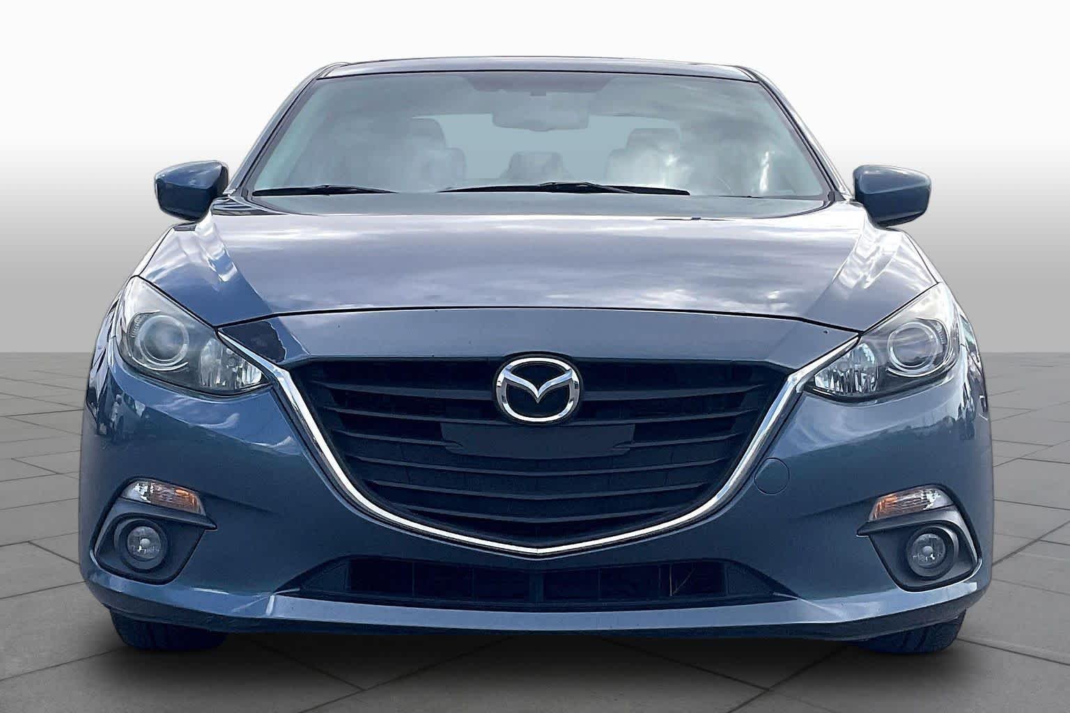 Used 2016 Blue Reflex Mica Mazda i Grand Touring image 4