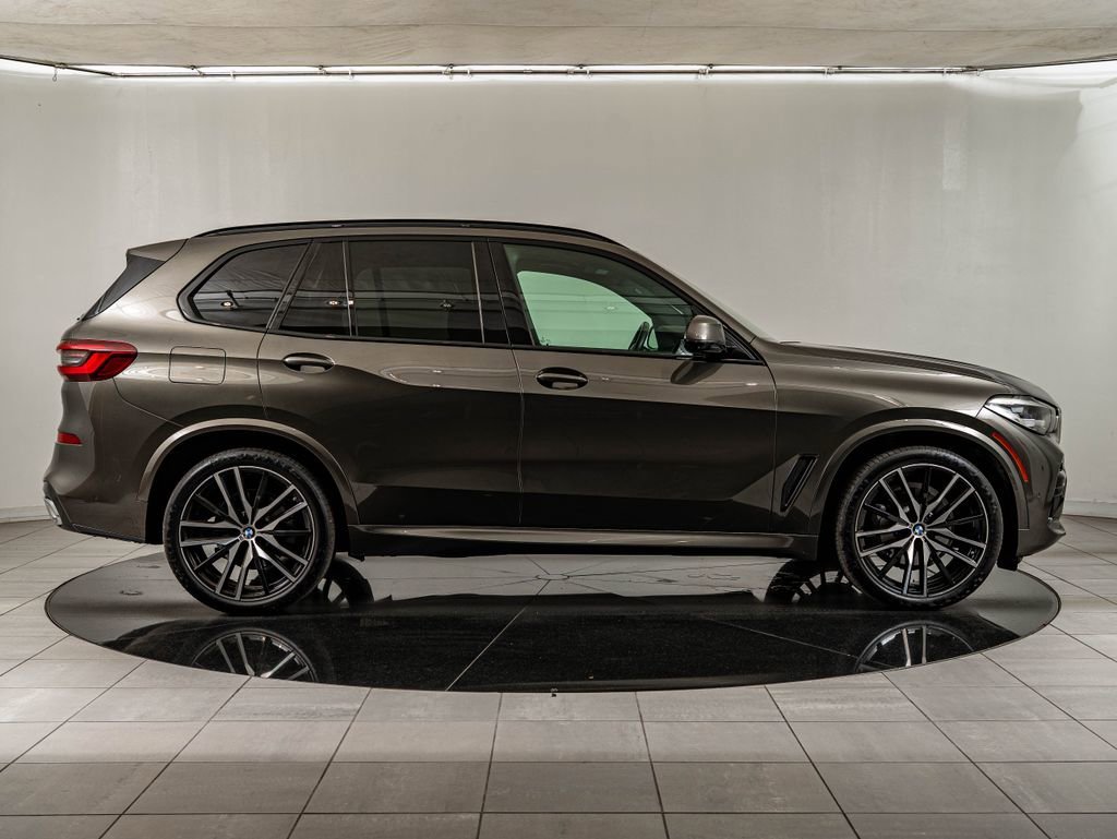 Used 2023 Manhattan Green Metallic BMW xDrive40i image 4