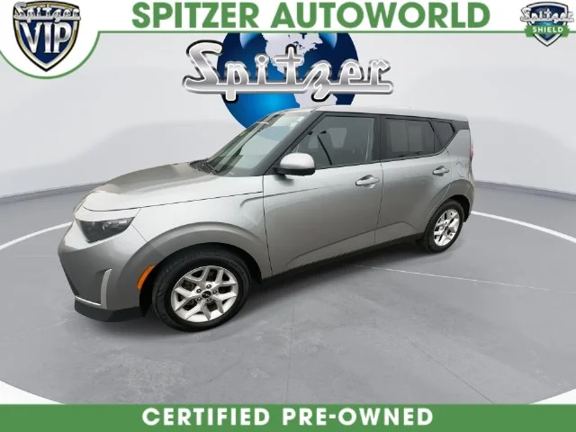 Certified Used 2024 Gray Kia LX image 9