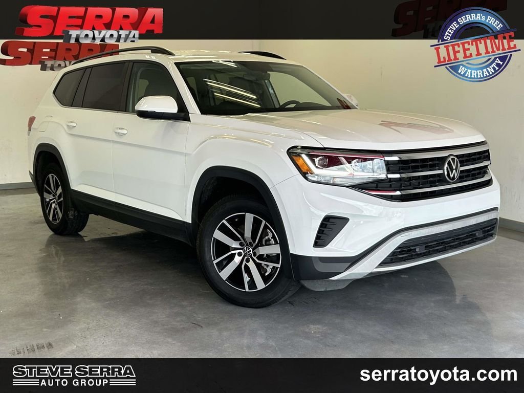 2022 Volkswagen Atlas 2.0T SE's photo