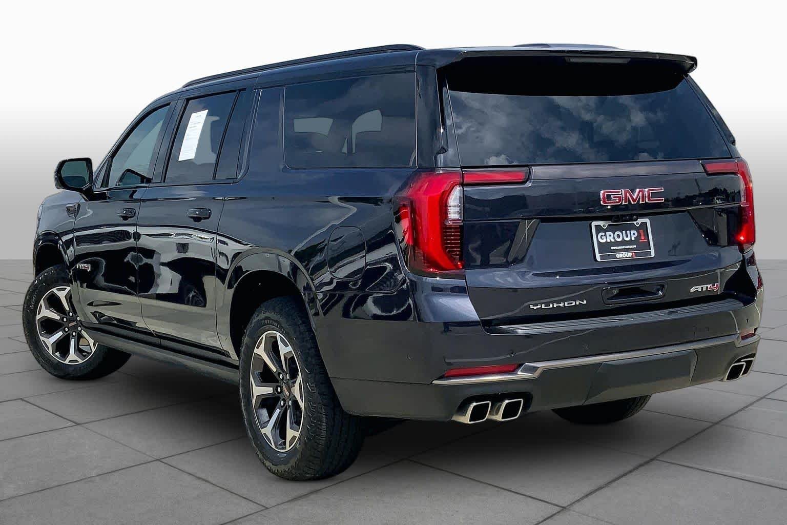 Used 2025 Titanium Rush Metallic GMC AT4 Ultimate image 11