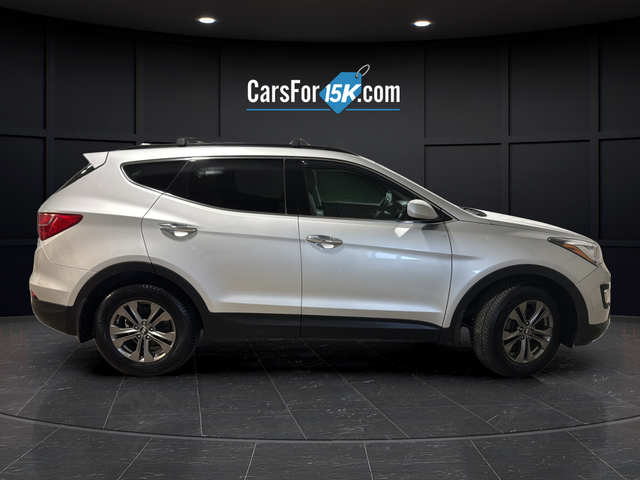Used 2014 Moonstone Silver Hyundai Base image 8