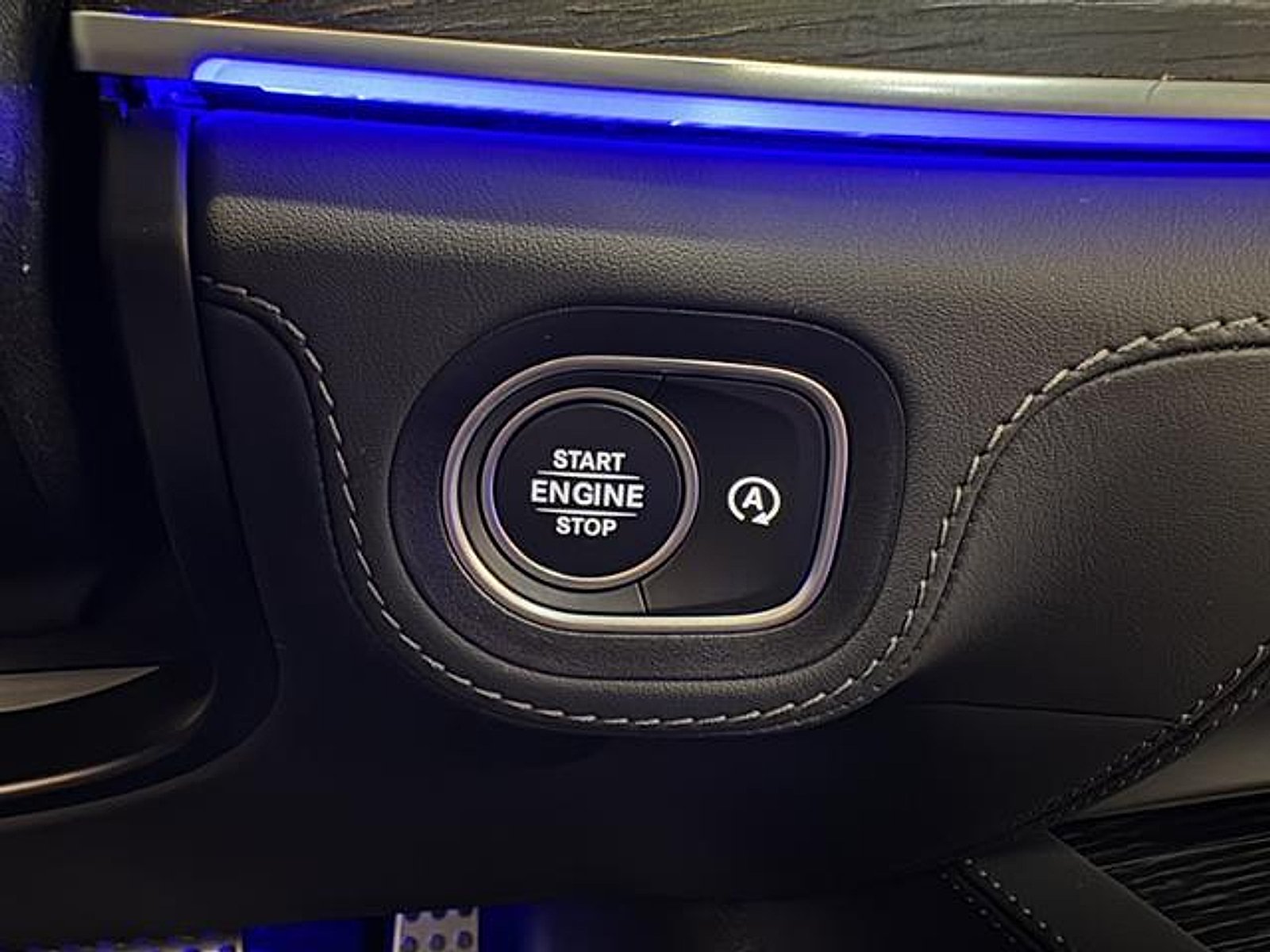 New 2026 Selenite Grey Metallic Mercedes-Benz AMG® GLE 53 image 23