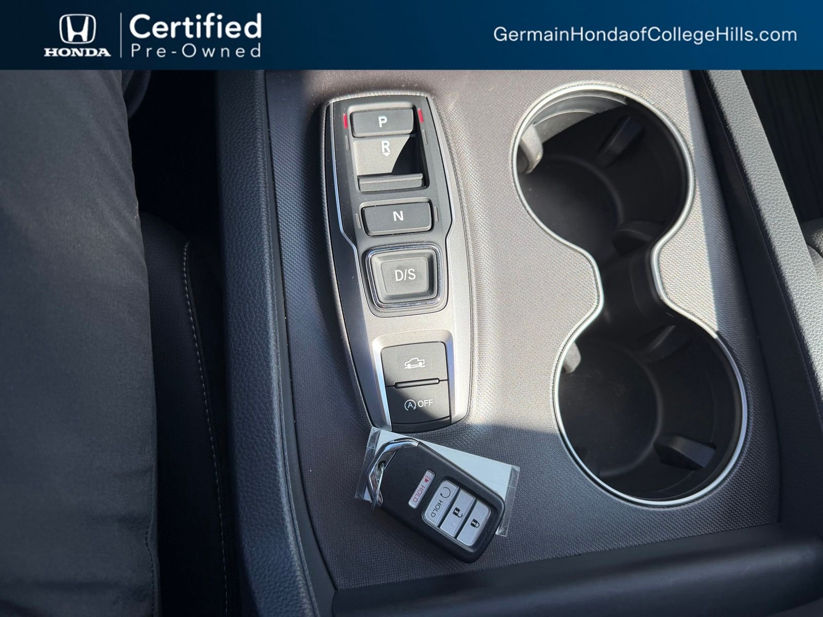 Certified Used 2024 Lunar Silver Metallic Honda RTL image 25