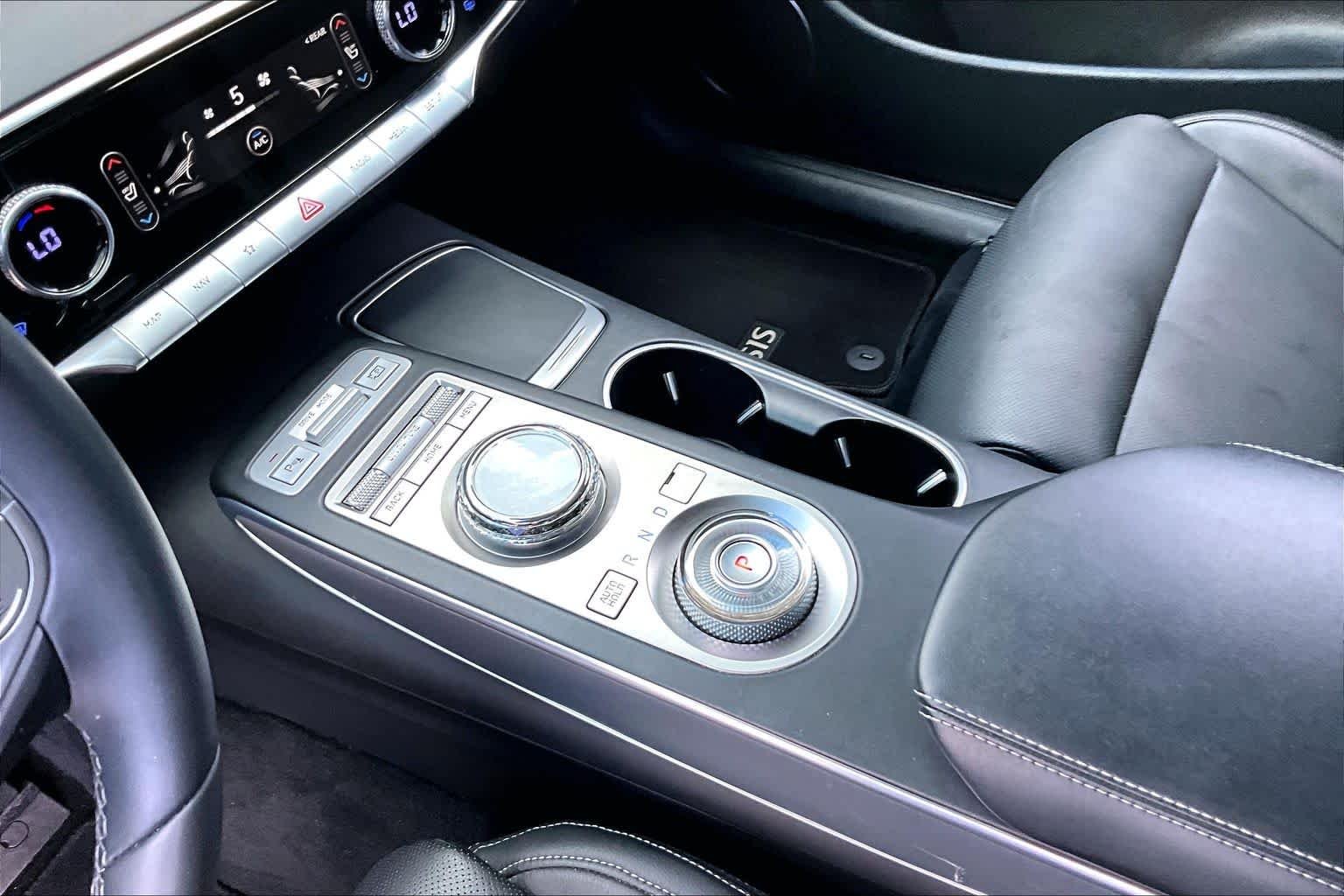 Used 2022 Savile Silver Genesis 2.5T image 17
