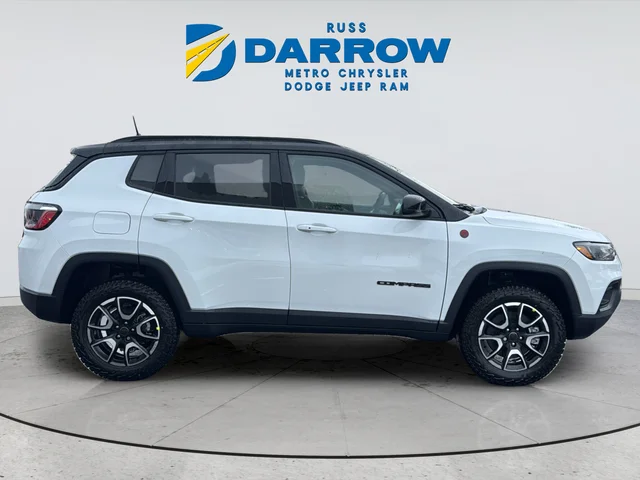 2026 Jeep Compass Trailhawk - Photo 6