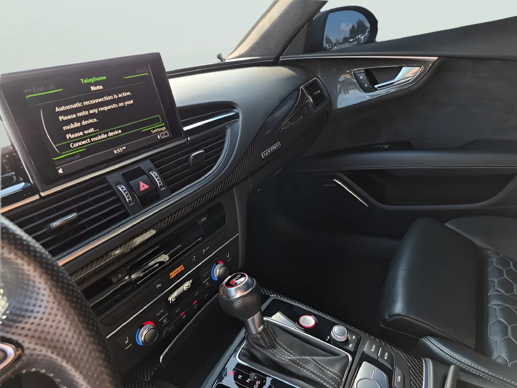 Used 2016  Audi 4.0T Prestige image 23