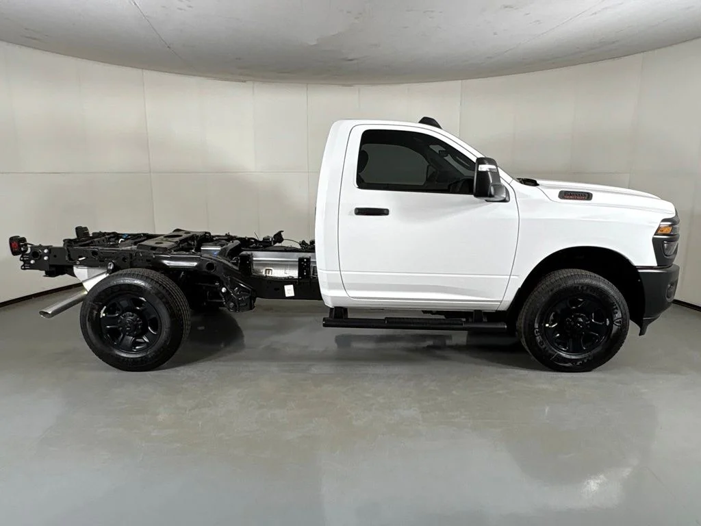 New 2026 White Ram Tradesman image 9