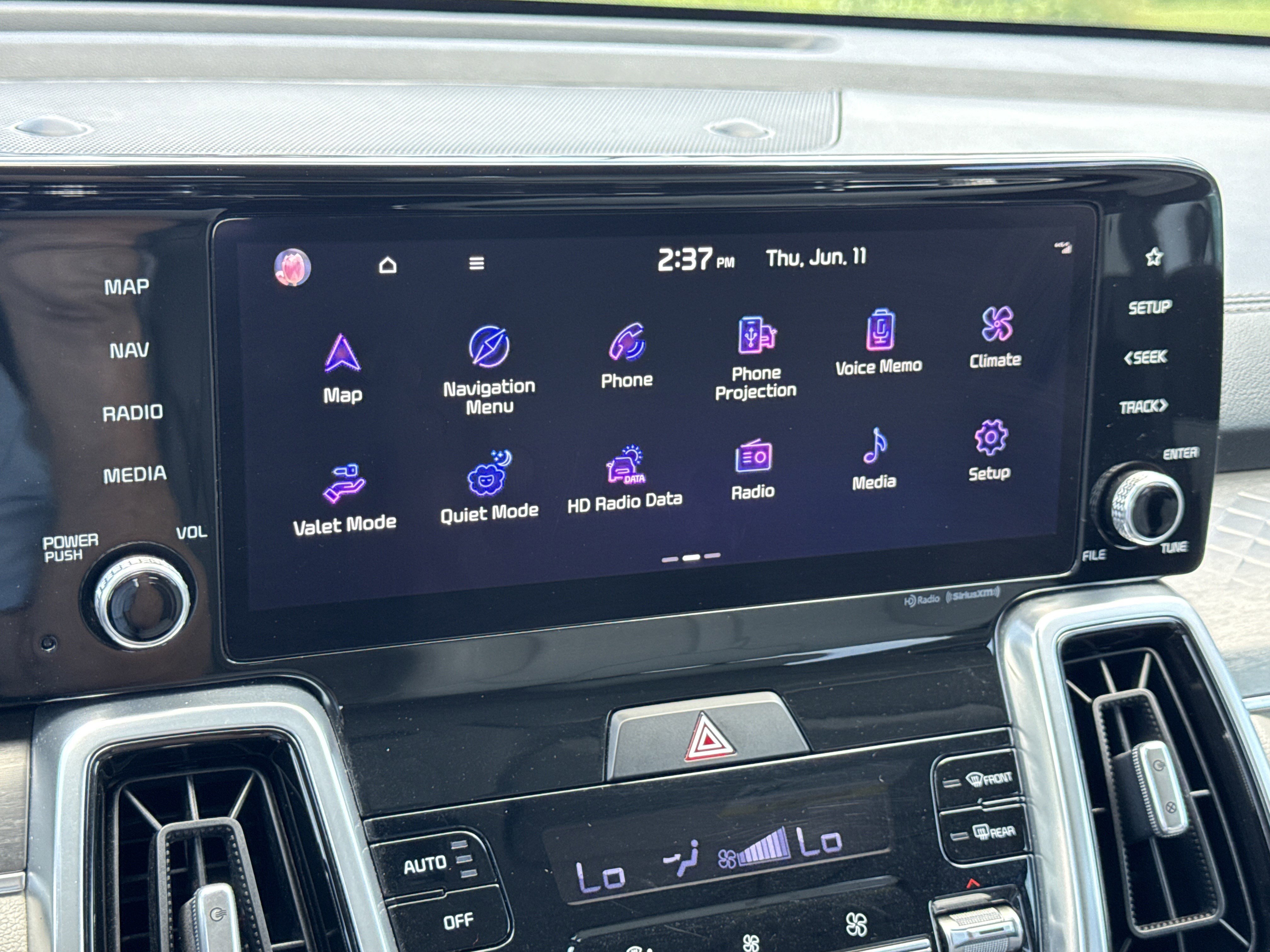 Used 2022 Glacial White Pearl Kia SX image 29
