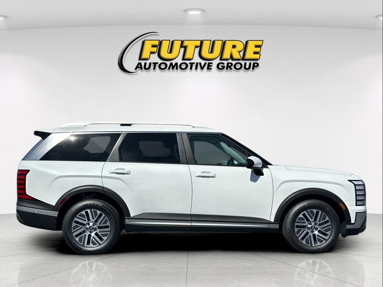 New 2026 White Hyundai SEL Premium 8P image 2