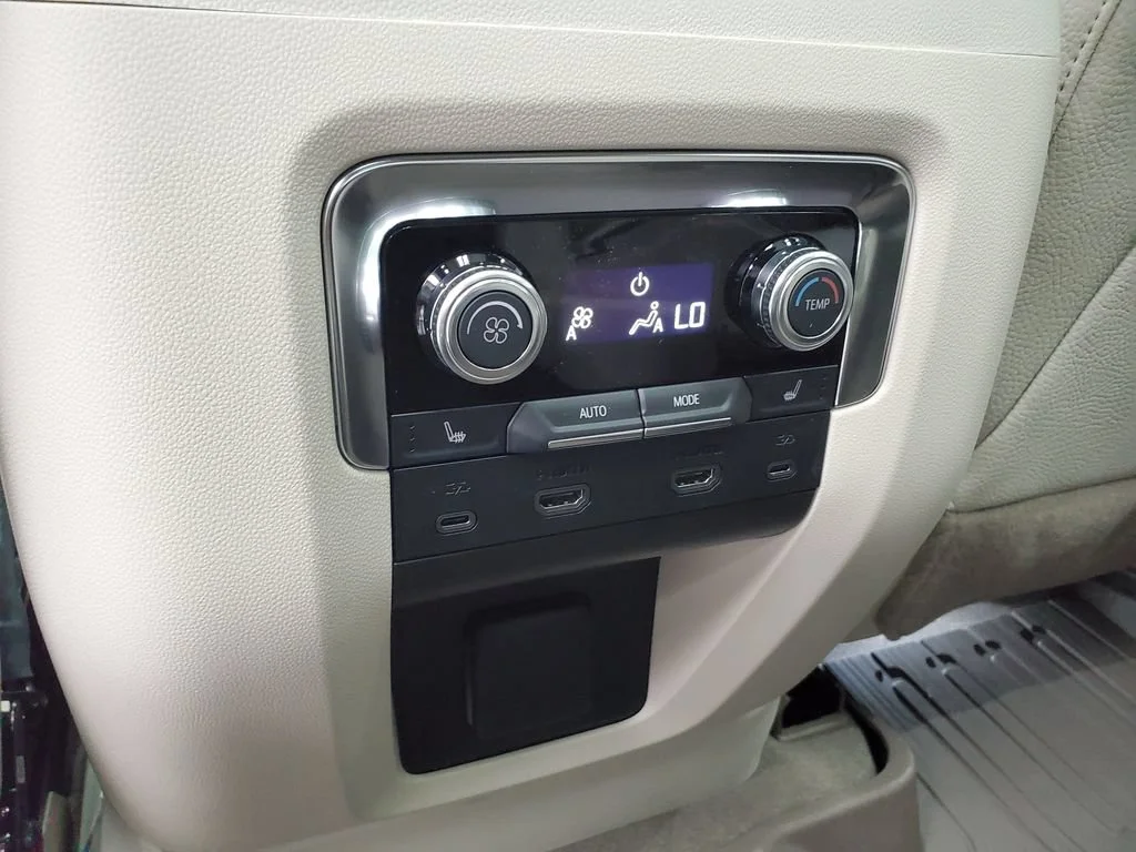 New 2026 Glacier White Tricoat GMC Denali image 32