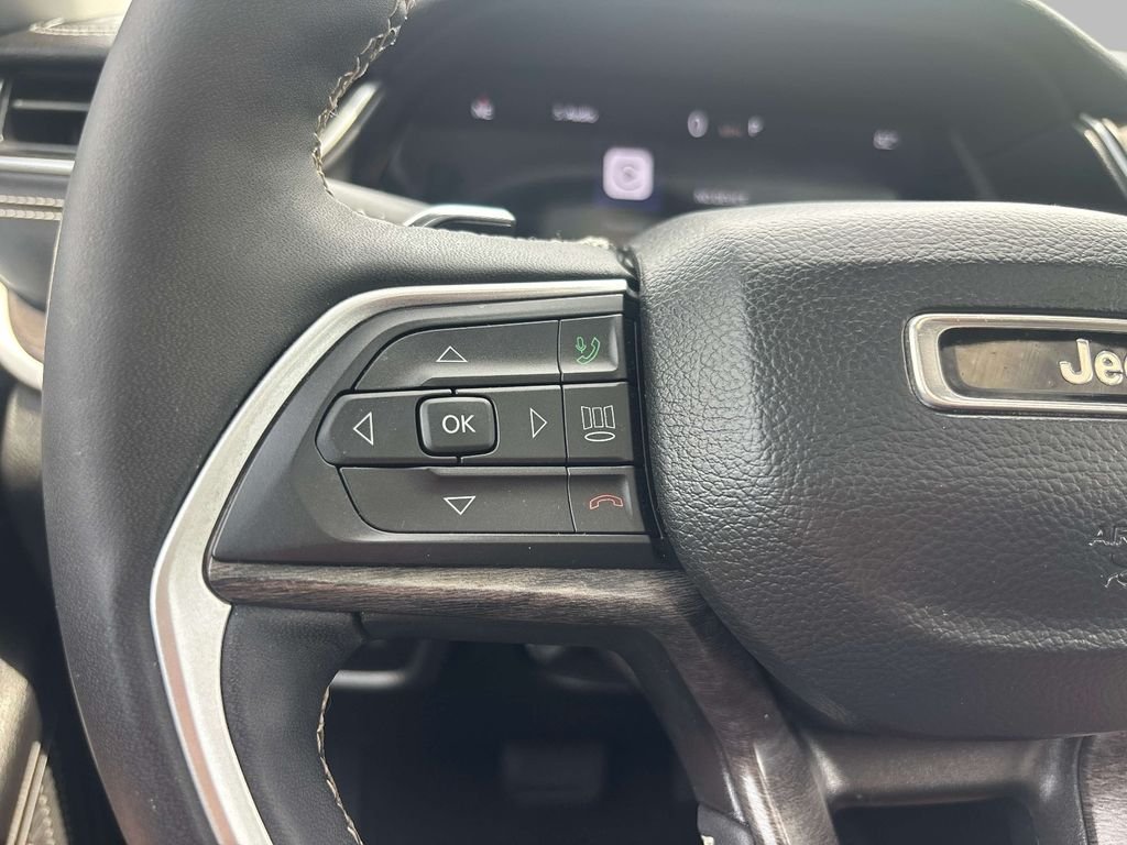 Used 2023 Black Jeep Limited image 23