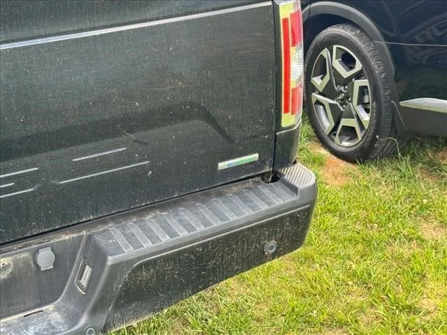 Used 2018 Black Ford XLT image 16