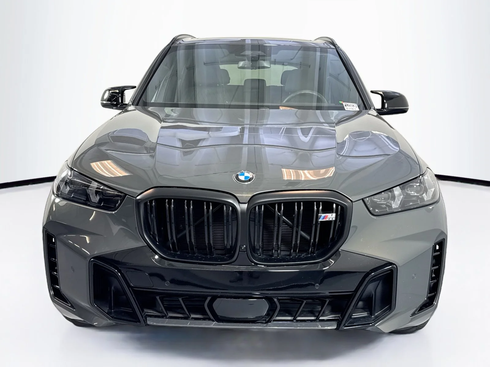 Used 2026 Dravit Grey Metallic BMW M60i image 6