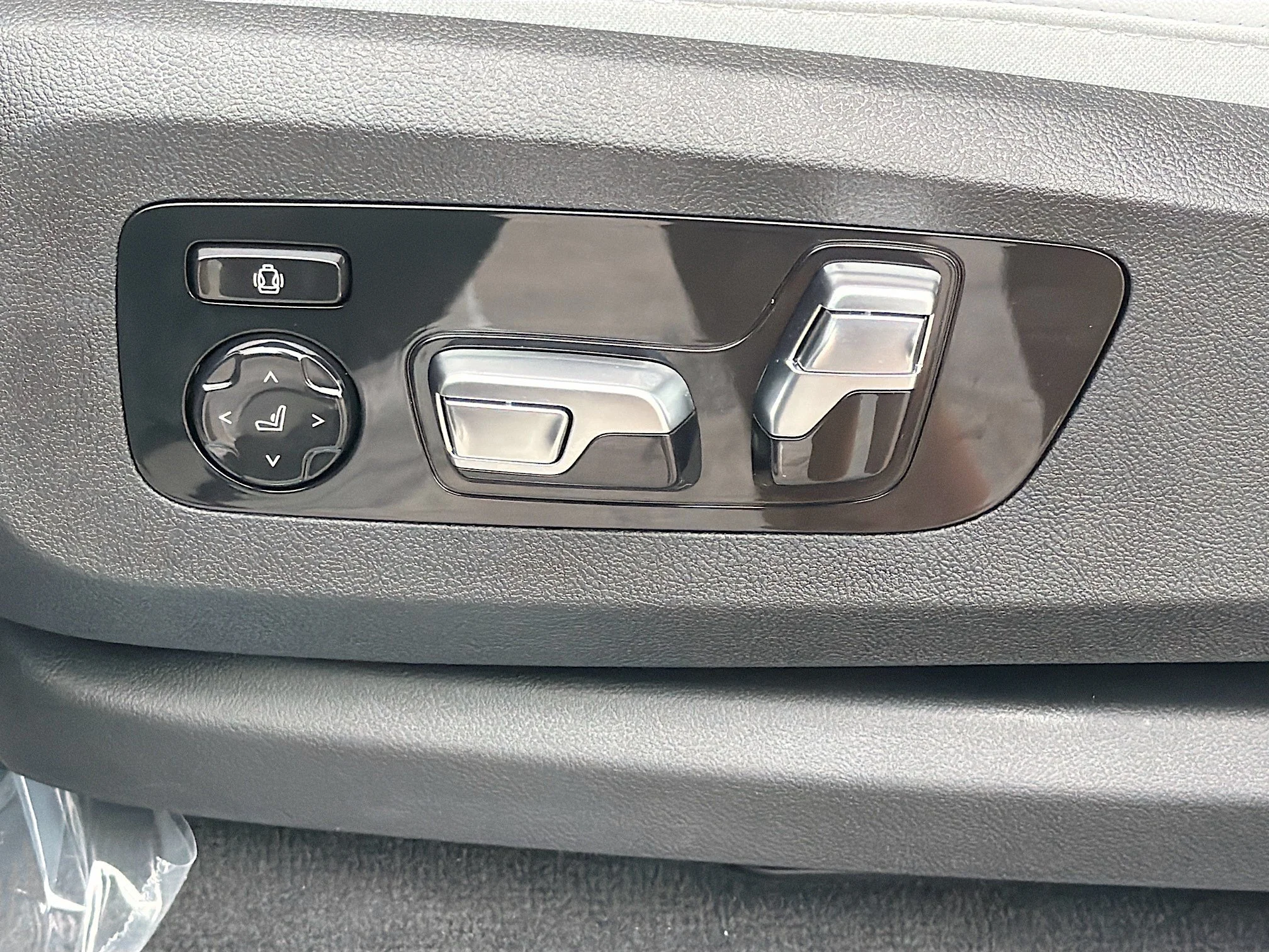 New 2027 Alpine White BMW xDrive40i image 26
