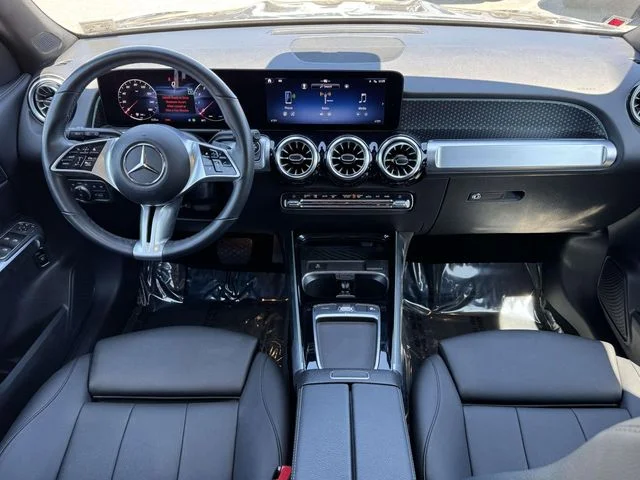 Used 2024 Gray Mercedes-Benz GLB 250 image 17