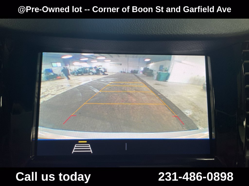 Used 2022 Summit White Chevrolet LT image 27