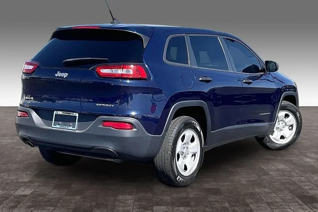 Used 2016 Jeep Cherokee Sport with VIN 1C4PJMAB0GW238862 for sale in Farmington, NM