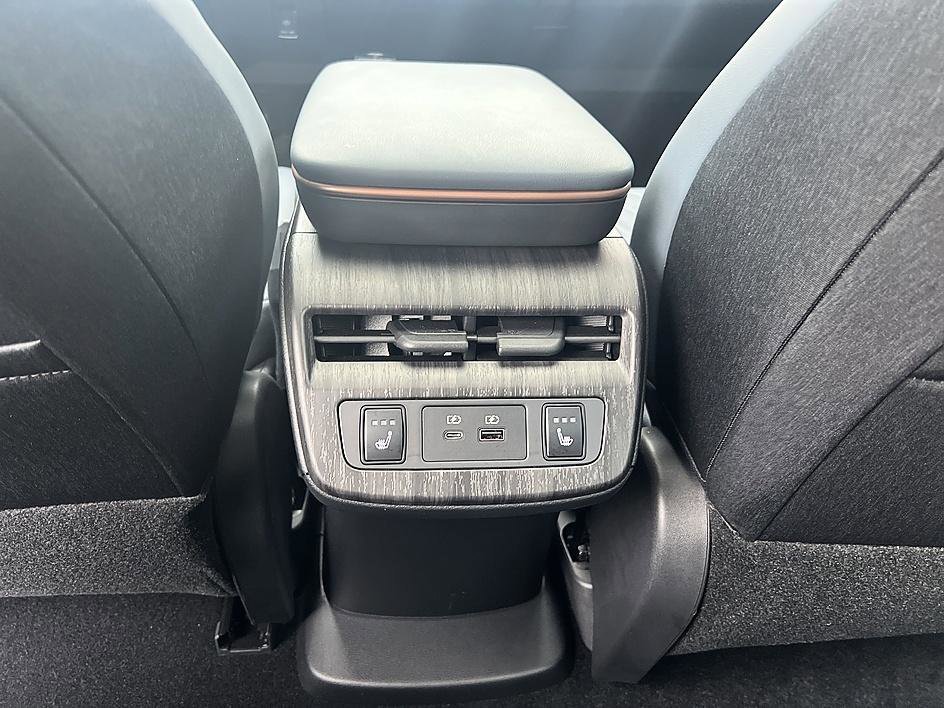Used 2024 Boulder Gray Pearl/Black Diamond Pearl Nissan PLATINUM+ image 30
