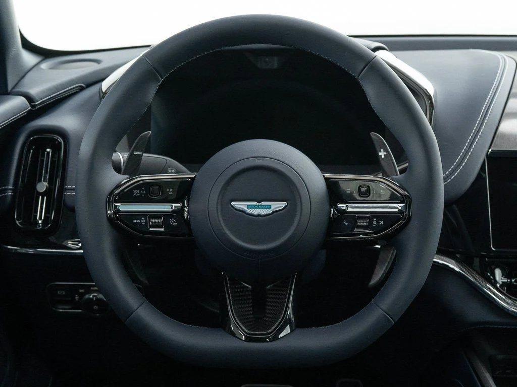 New 2026 Q Spirit Silver Aston Martin 707 image 28
