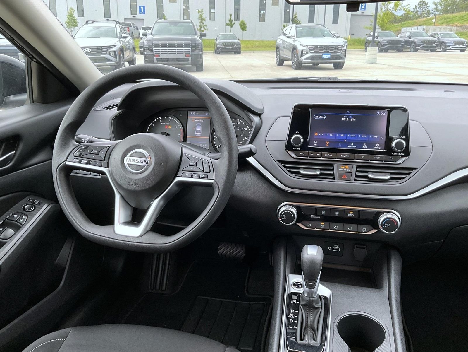 Used 2022 Black Nissan 2.5 S image 14