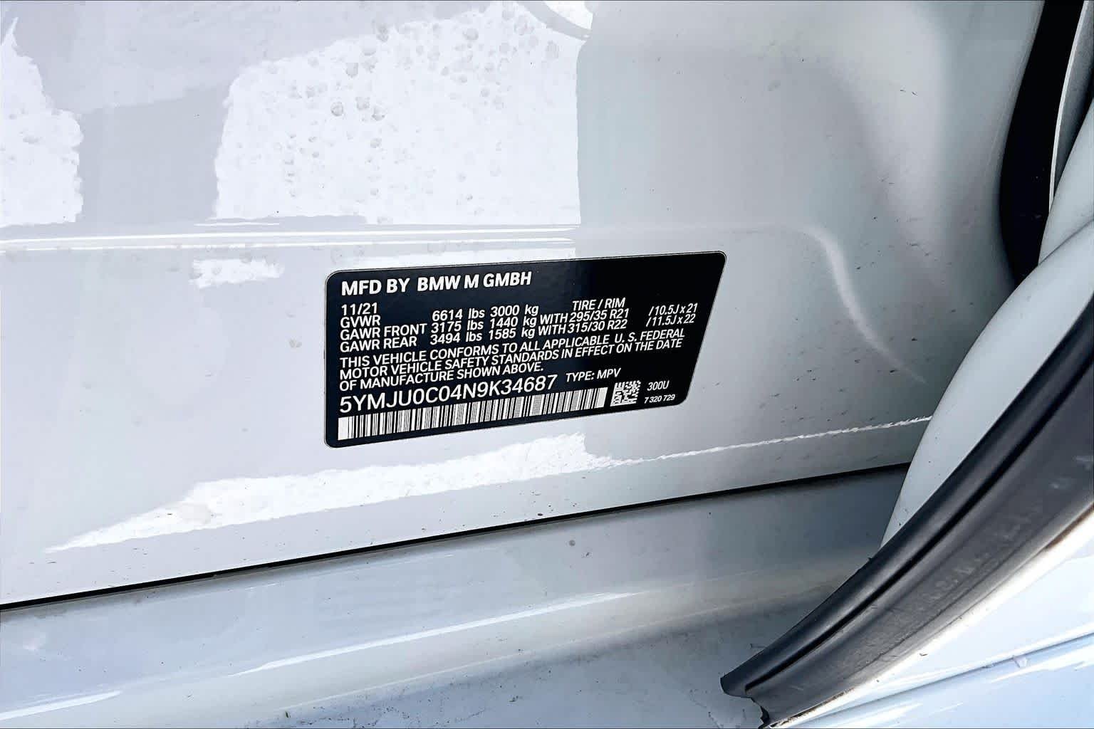 Used 2022 Alpine White BMW  image 30