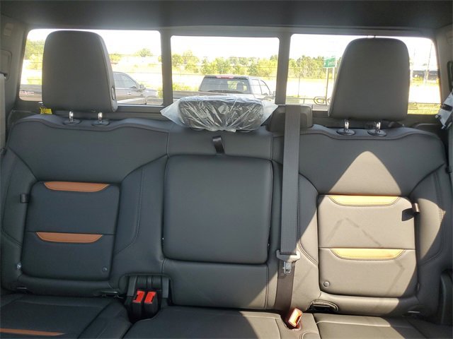 2025 GMC Sierra 1500 AT4 - Photo 34