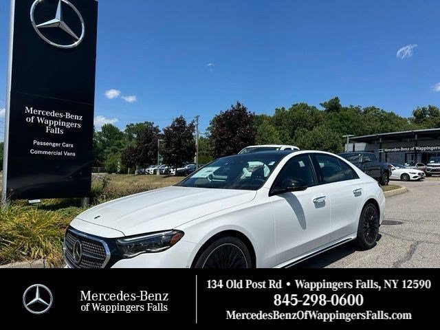 New 2026 MANUFAKTUR Moonlight White Metallic Mercedes-Benz E 450 image 38