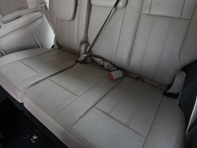 Used 2013 Beige Chrysler Touring image 11