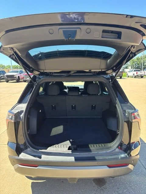 2025 Chevrolet Equinox LT - Photo 45