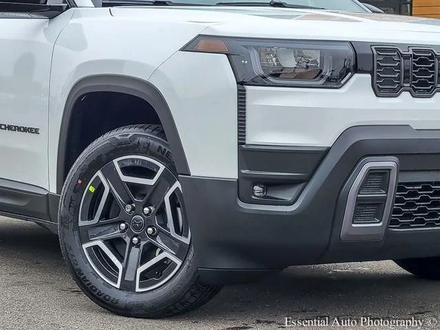 New 2026 Bright White Clearcoat Jeep Laredo image 3