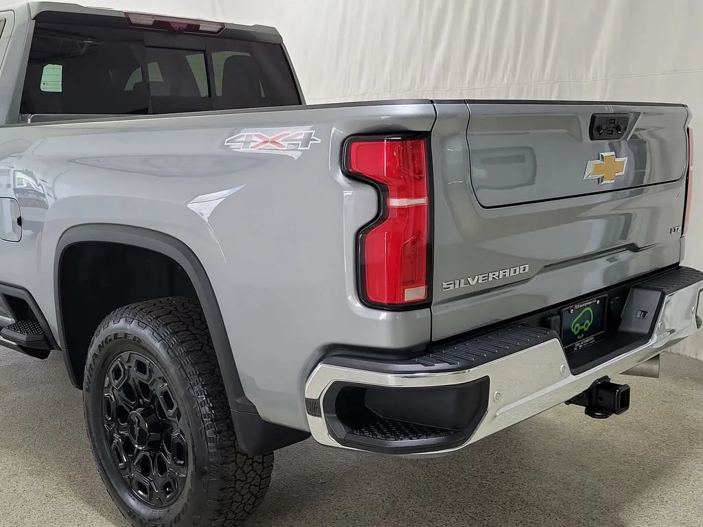 2024 Chevrolet Silverado 2500HD LTZ - Photo 7
