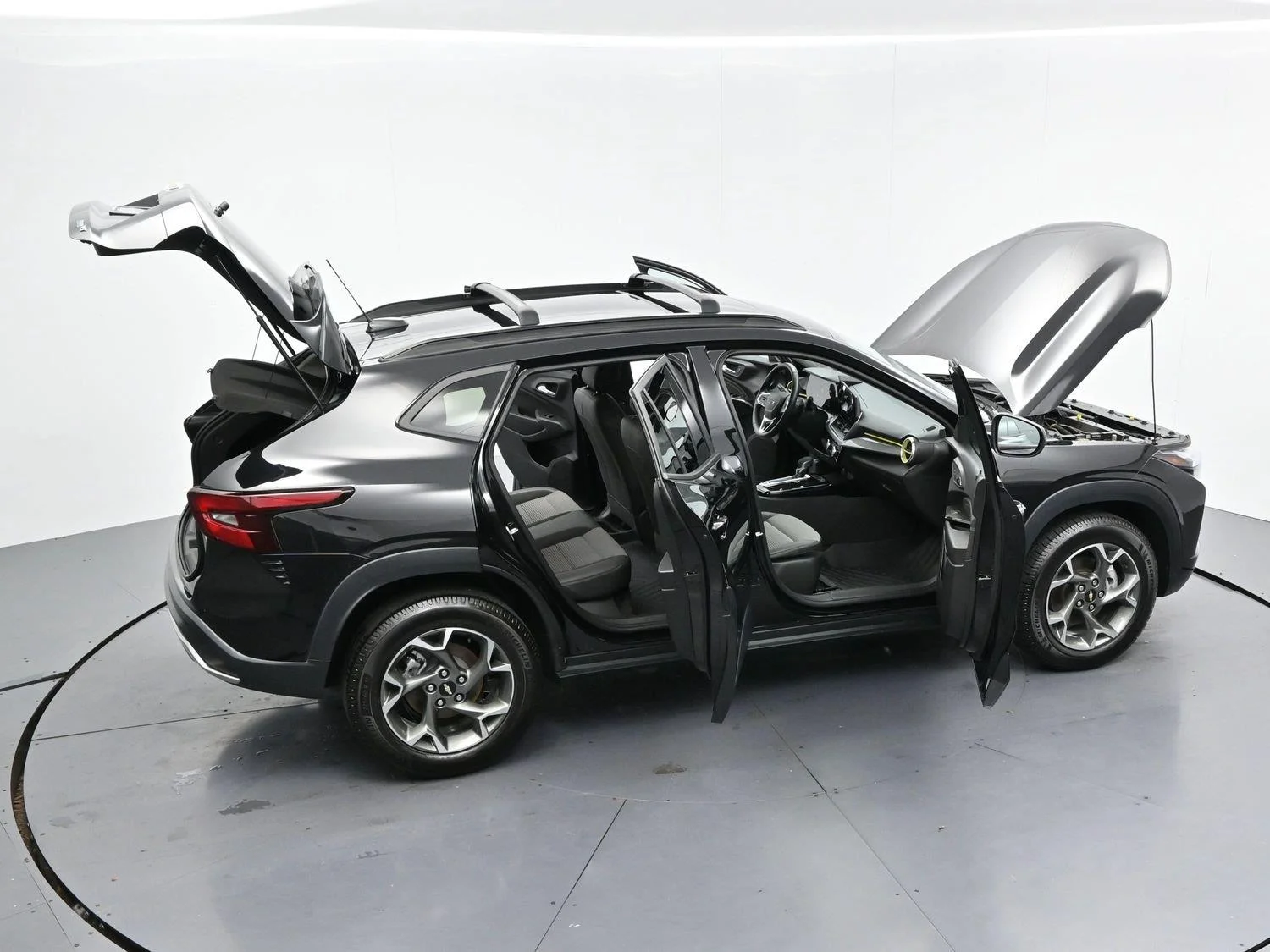 Used 2024 Mosaic Black Metallic Chevrolet LT image 39