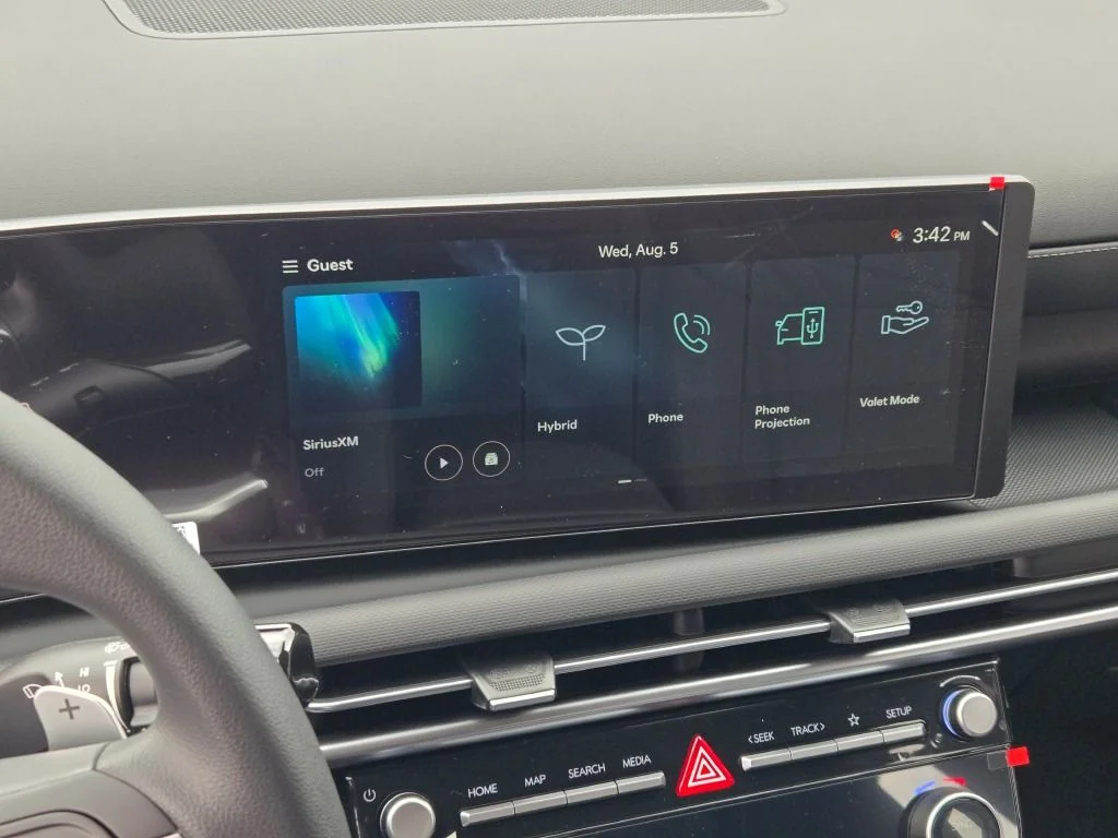 New 2026 Shimmering Silver Hyundai Blue SE image 24