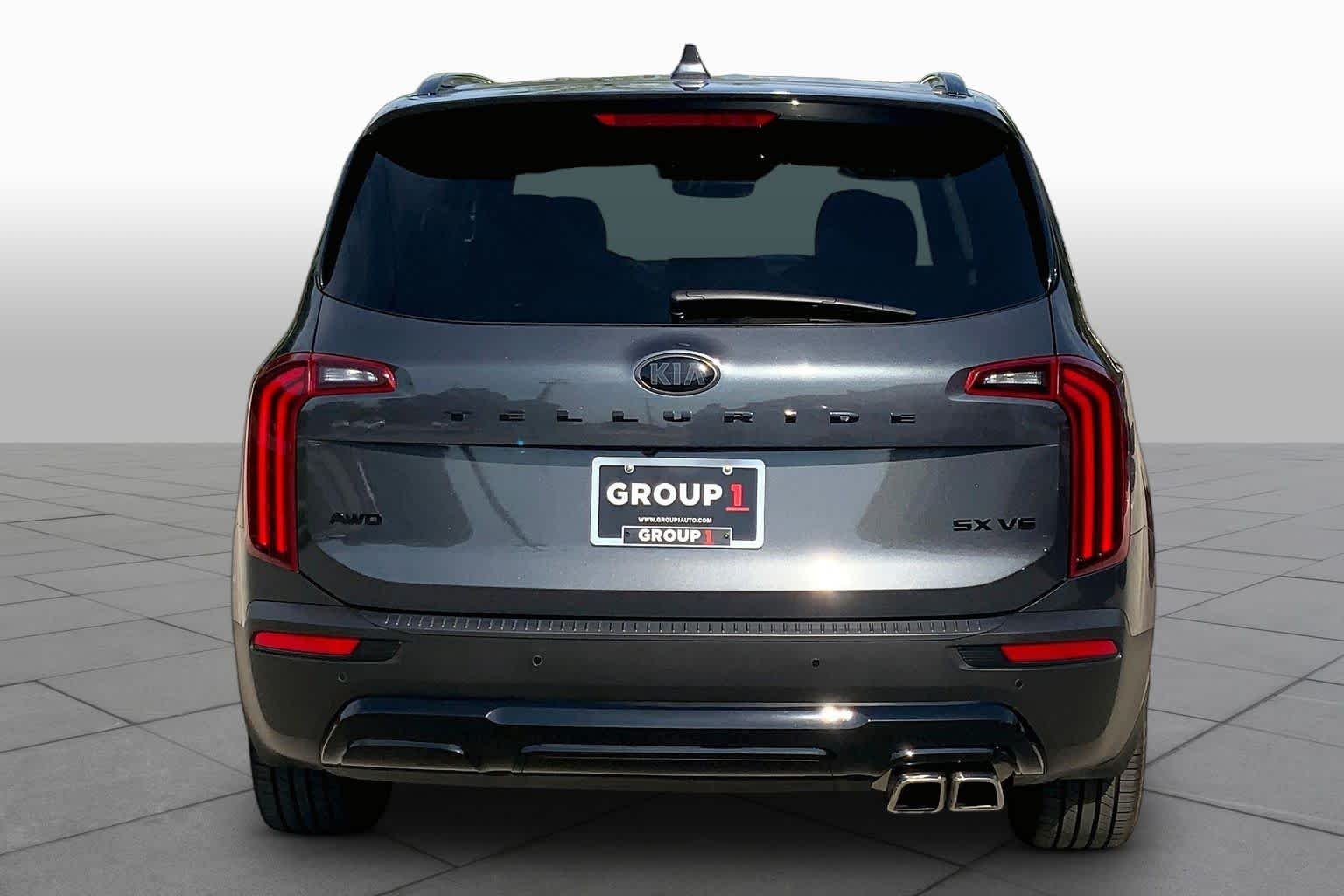 Used 2021 Gravity Grey Kia SX image 4