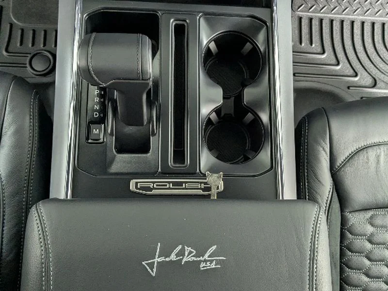 New 2026 OXFORD WHITE Ford XLT image 18