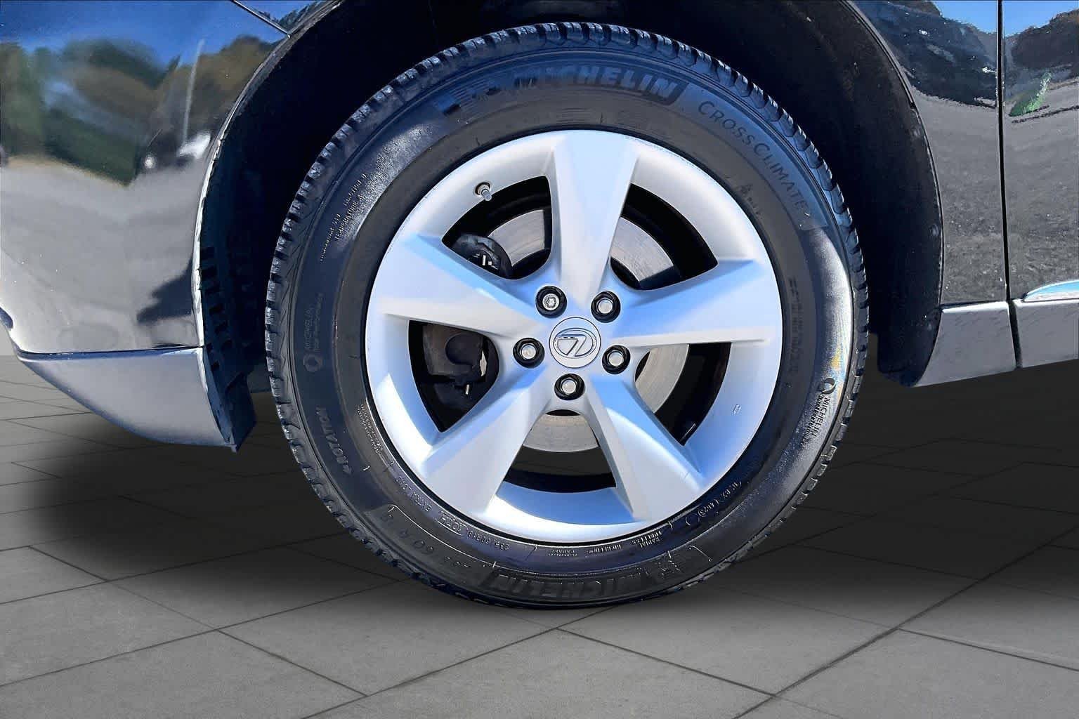 Used 2012 Stargazer Black Lexus  image 11