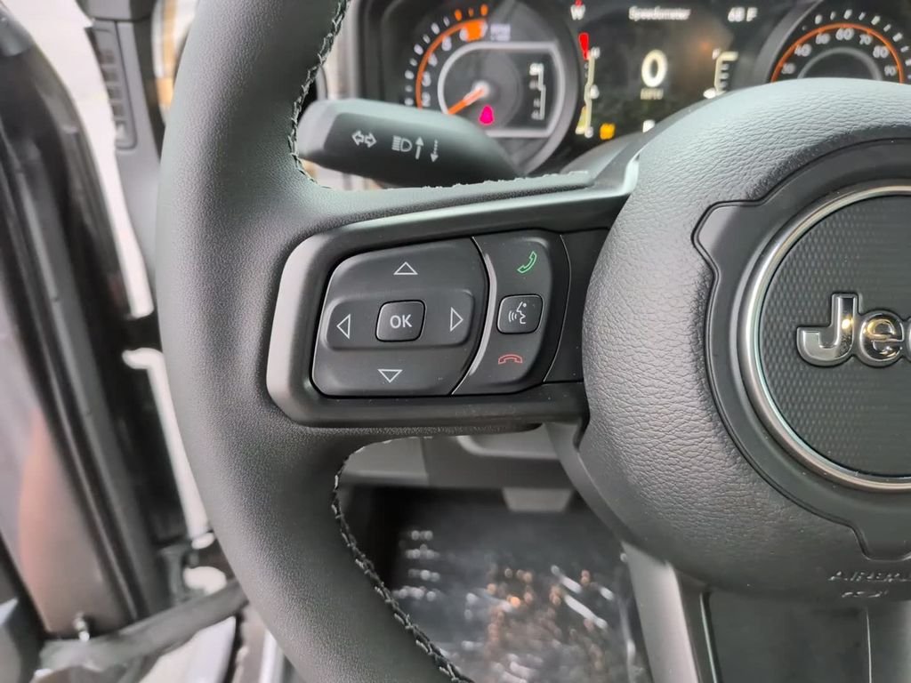 New 2026 Granite Crystal Metallic Clear-Coat Exterior Paint Jeep 85th Anniversary Edition image 21