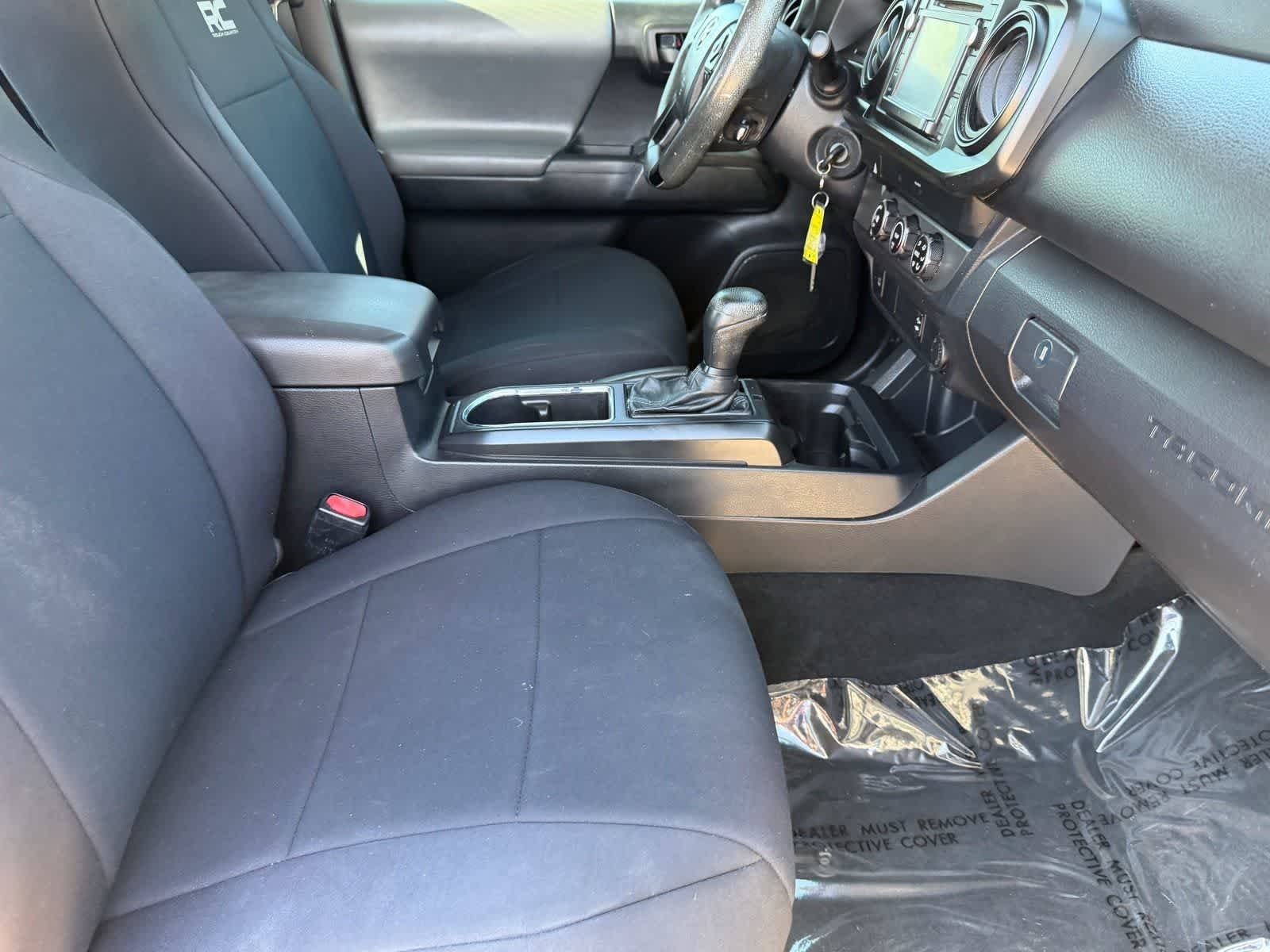 Used 2019 Super White Toyota SR image 12