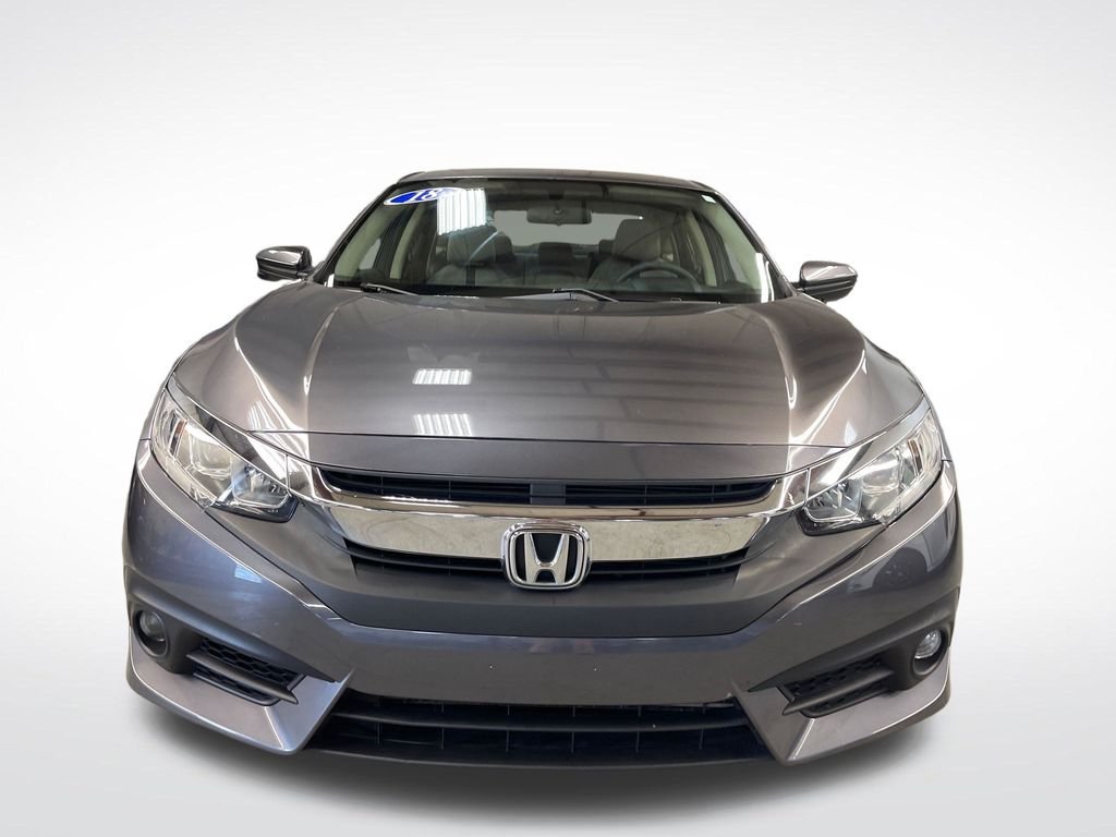 Used 2018  Honda EX-T image 12